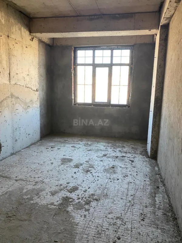 Satılır 2 otaqlı mənzil 67 m²