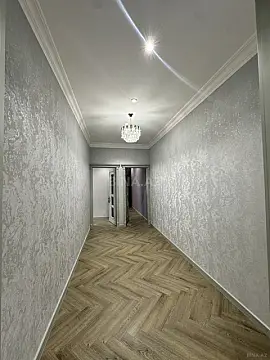 Satılır 3 otaqlı mənzil 150 m²