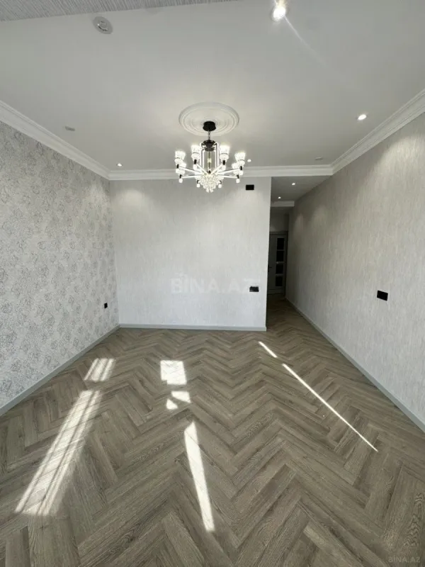 Satılır 3 otaqlı mənzil 150 m²