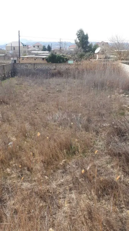 Satılır 6 otaqlı həyət evi 240 m²