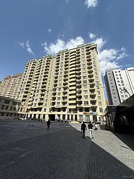 Satılır 4 otaqlı mənzil 178 m² — Bakı, Xətai 4 otaq 178.00 m²