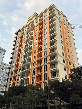 Satılır 2 otaqlı mənzil 79 m²