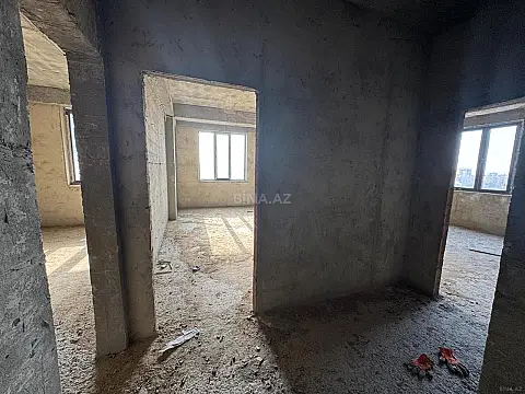 Satılır 2 otaqlı mənzil 79 m²