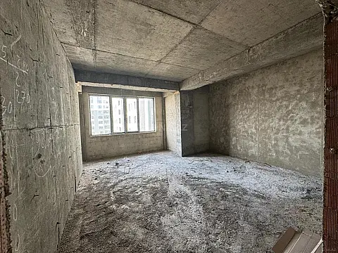 Satılır 2 otaqlı mənzil 79 m²
