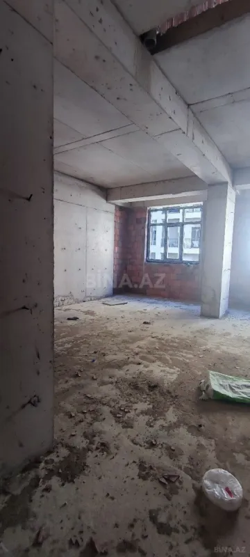 Satılır 4 otaqlı mənzil 141 m²