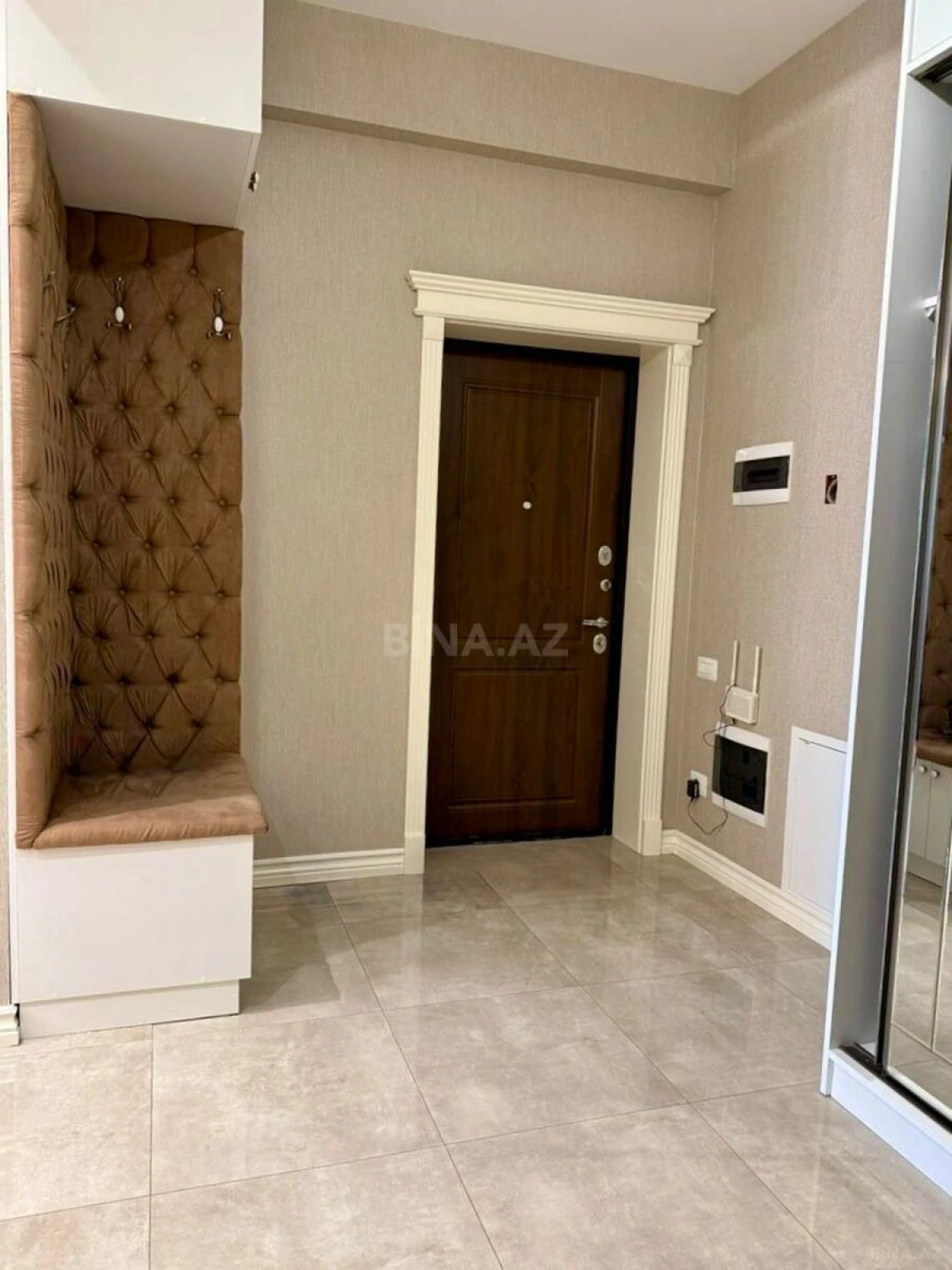 Satılır 2 otaqlı mənzil 70 m²