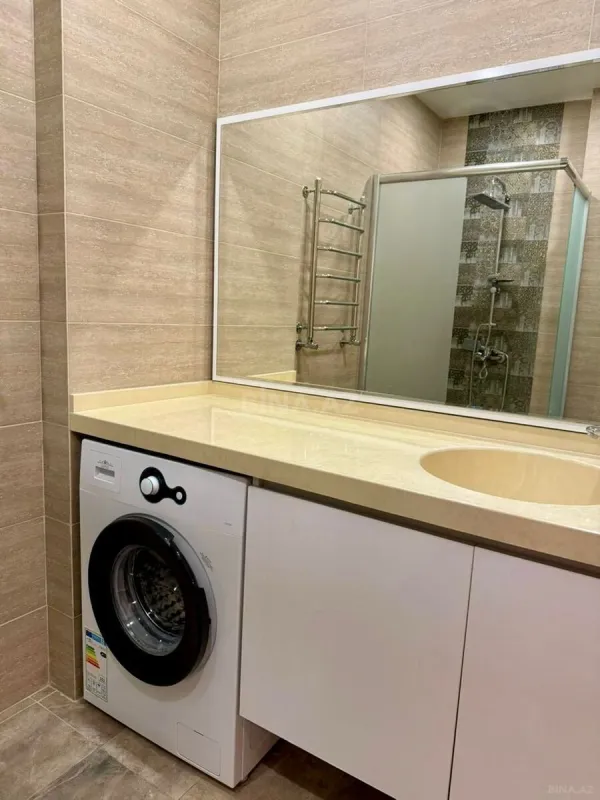 Satılır 2 otaqlı mənzil 70 m²