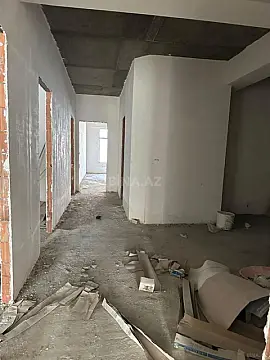 Satılır 3 otaqlı mənzil 171 m²
