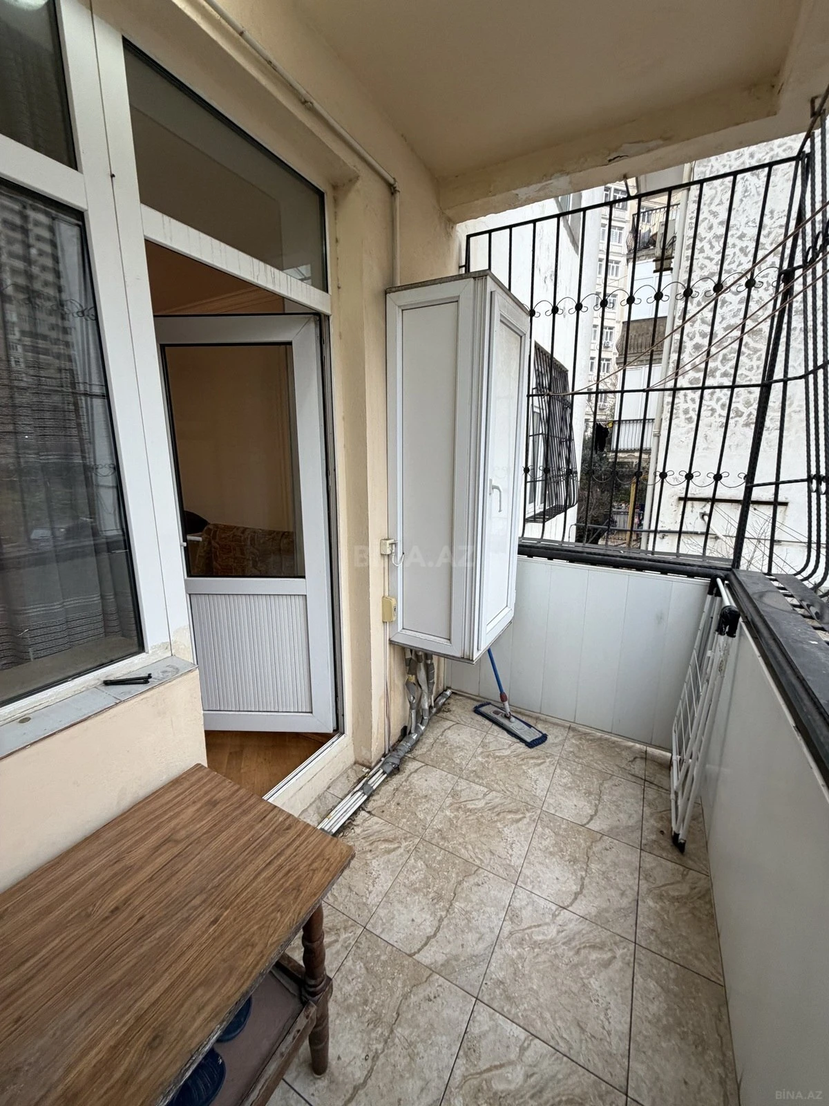 Satılır 2 otaqlı mənzil 80 m²