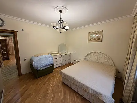 Satılır 2 otaqlı mənzil 80 m²