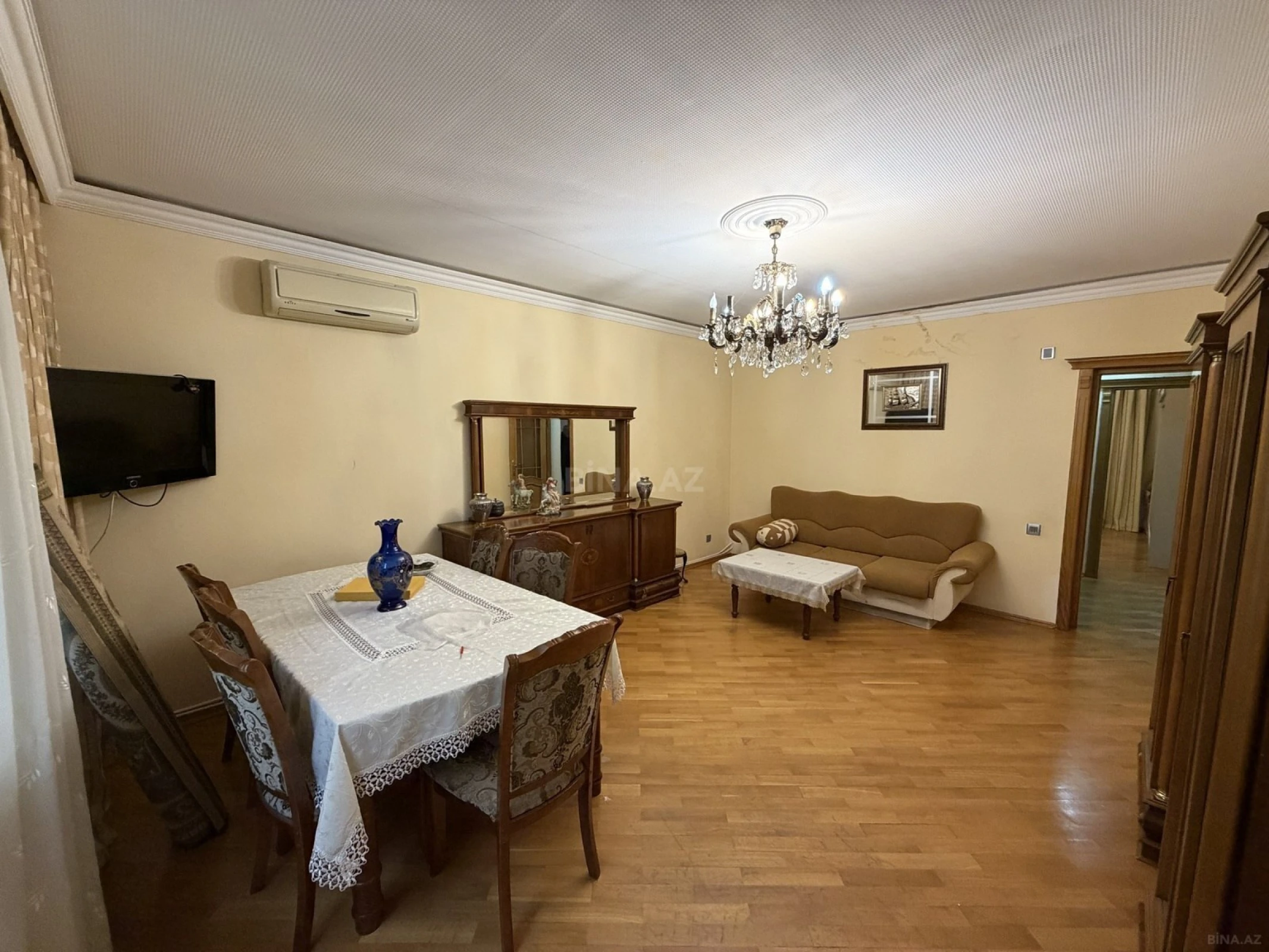 Satılır 2 otaqlı mənzil 80 m²