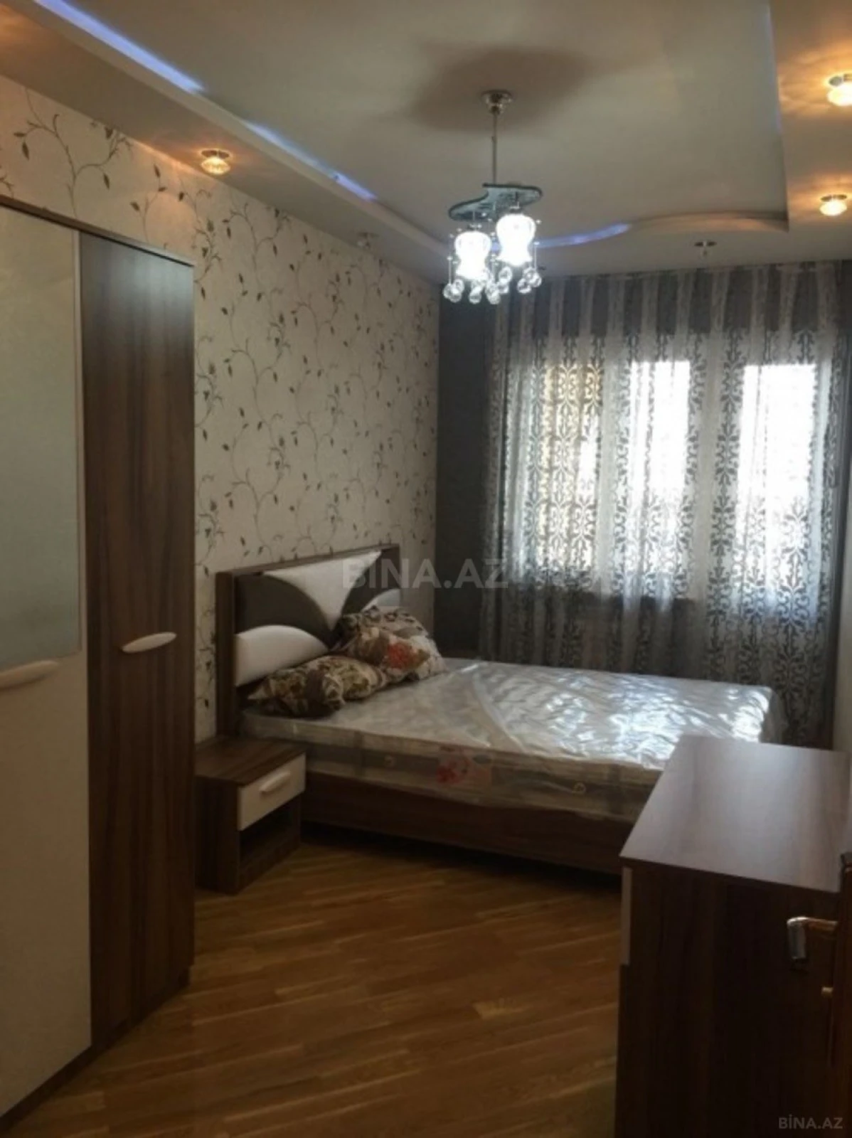 Kirayə verilir 3 otaqlı mənzil 100 m²