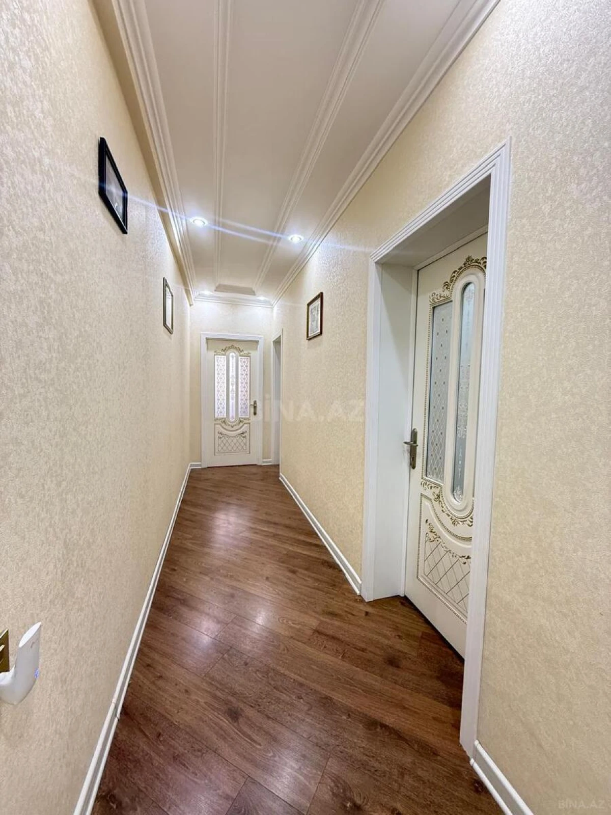 Satılır 3 otaqlı mənzil 110 m²