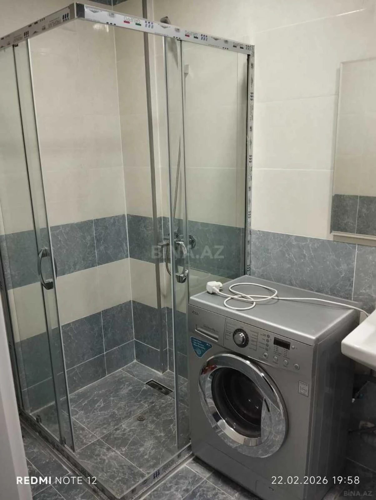 Kirayə verilir 2 otaqlı mənzil 57 m²