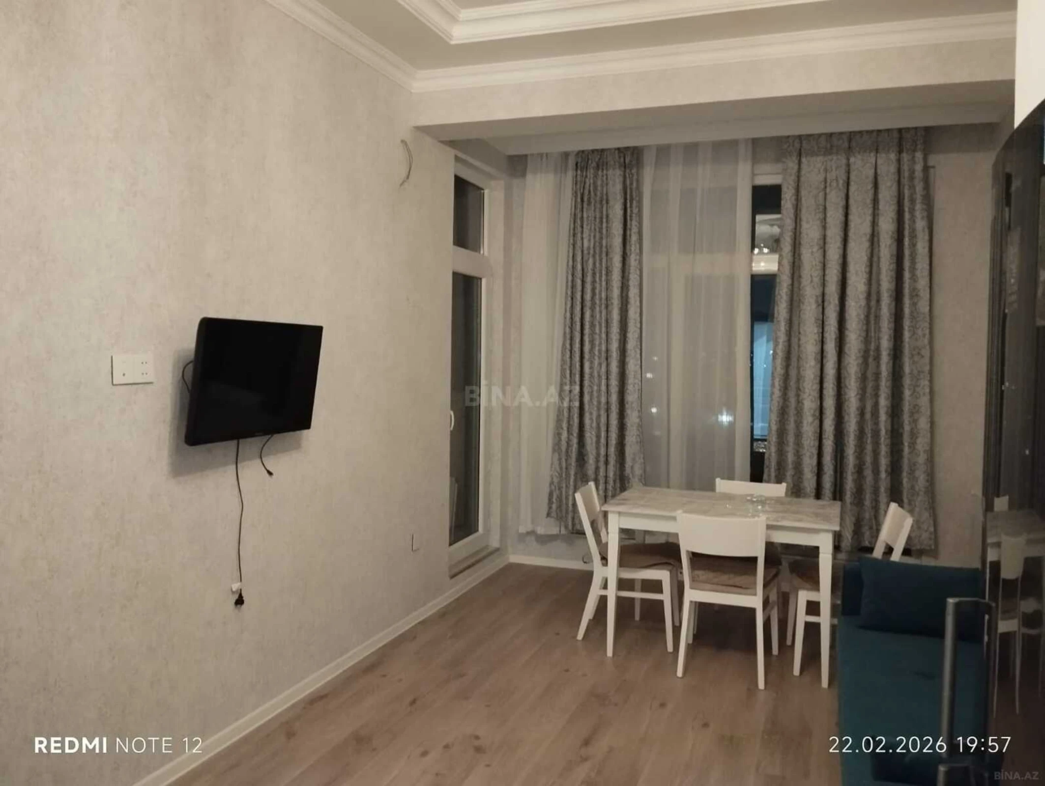 Kirayə verilir 2 otaqlı mənzil 57 m²