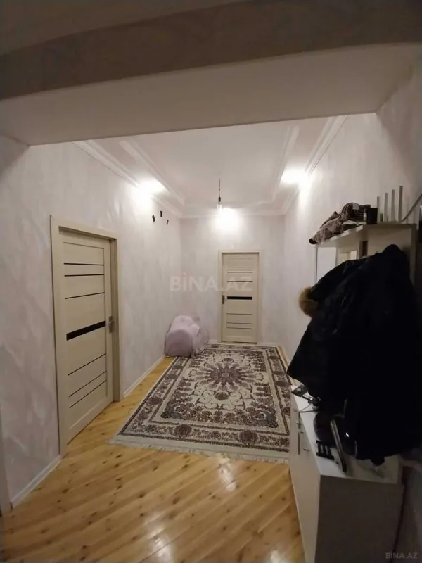Satılır 3 otaqlı mənzil 88 m²