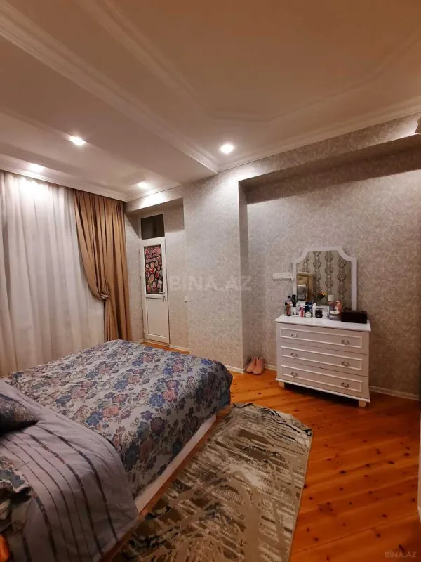Satılır 3 otaqlı mənzil 88 m²