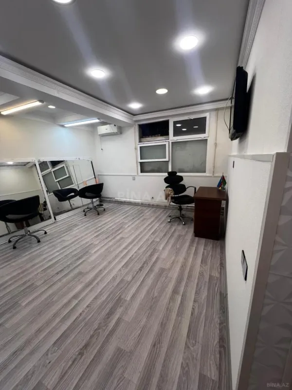 Satılır obyekt 54.7 m²