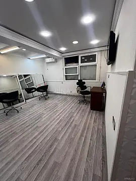 Satılır obyekt 54.7 m²