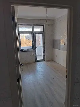 Satılır 2 otaqlı mənzil 74 m²