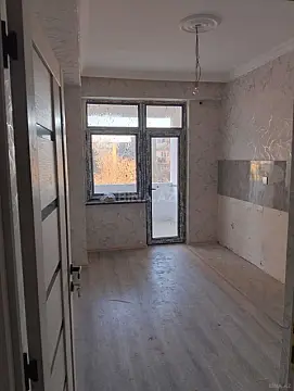 Satılır 2 otaqlı mənzil 74 m²