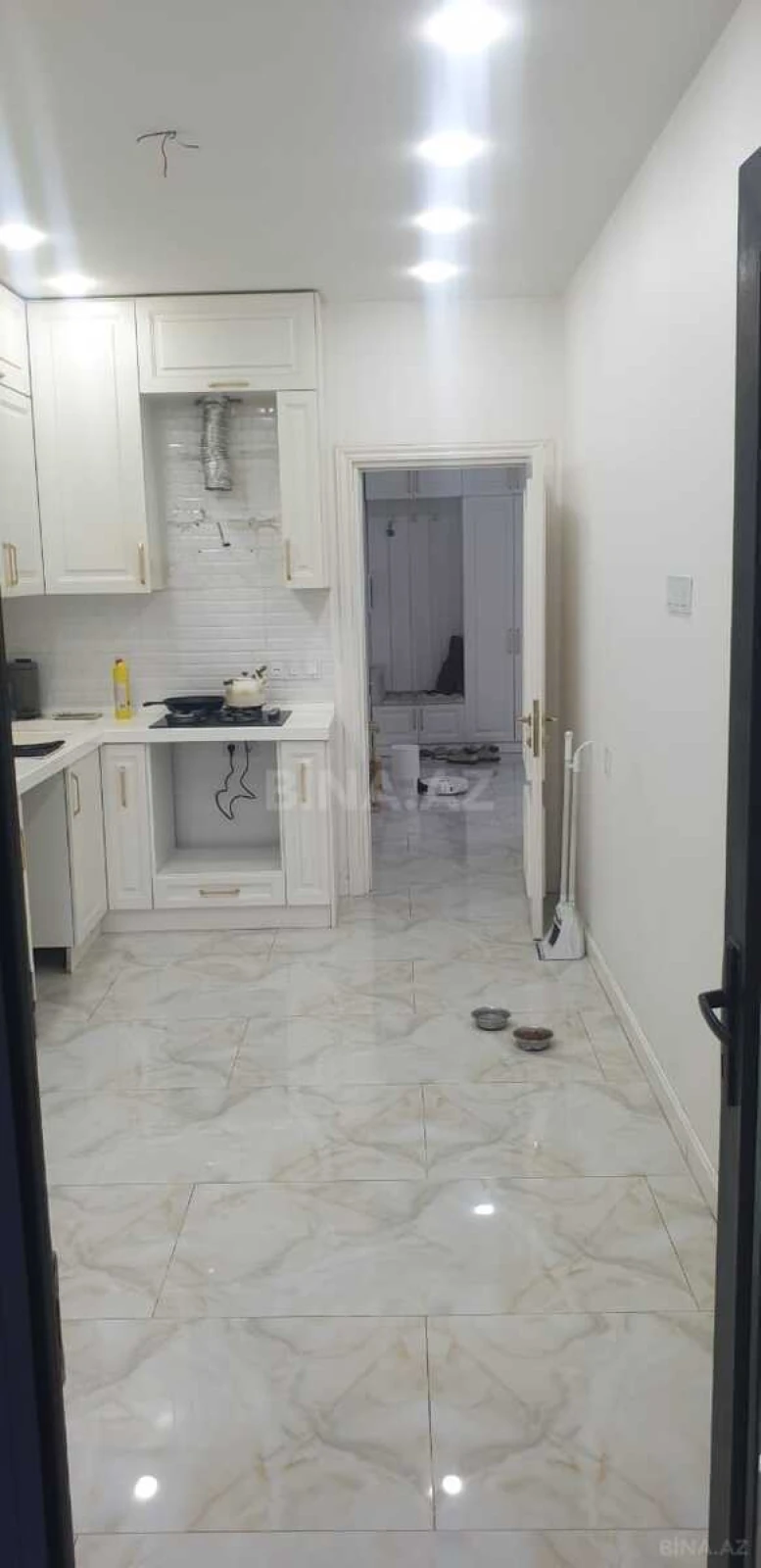 Kirayə verilir 3 otaqlı mənzil 125 m²