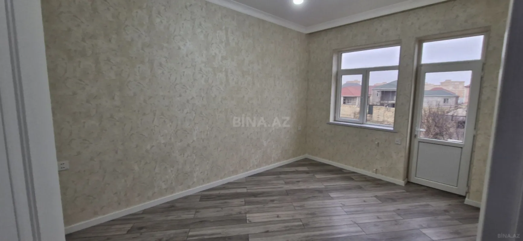 Satılır 4 otaqlı həyət evi 120 m²