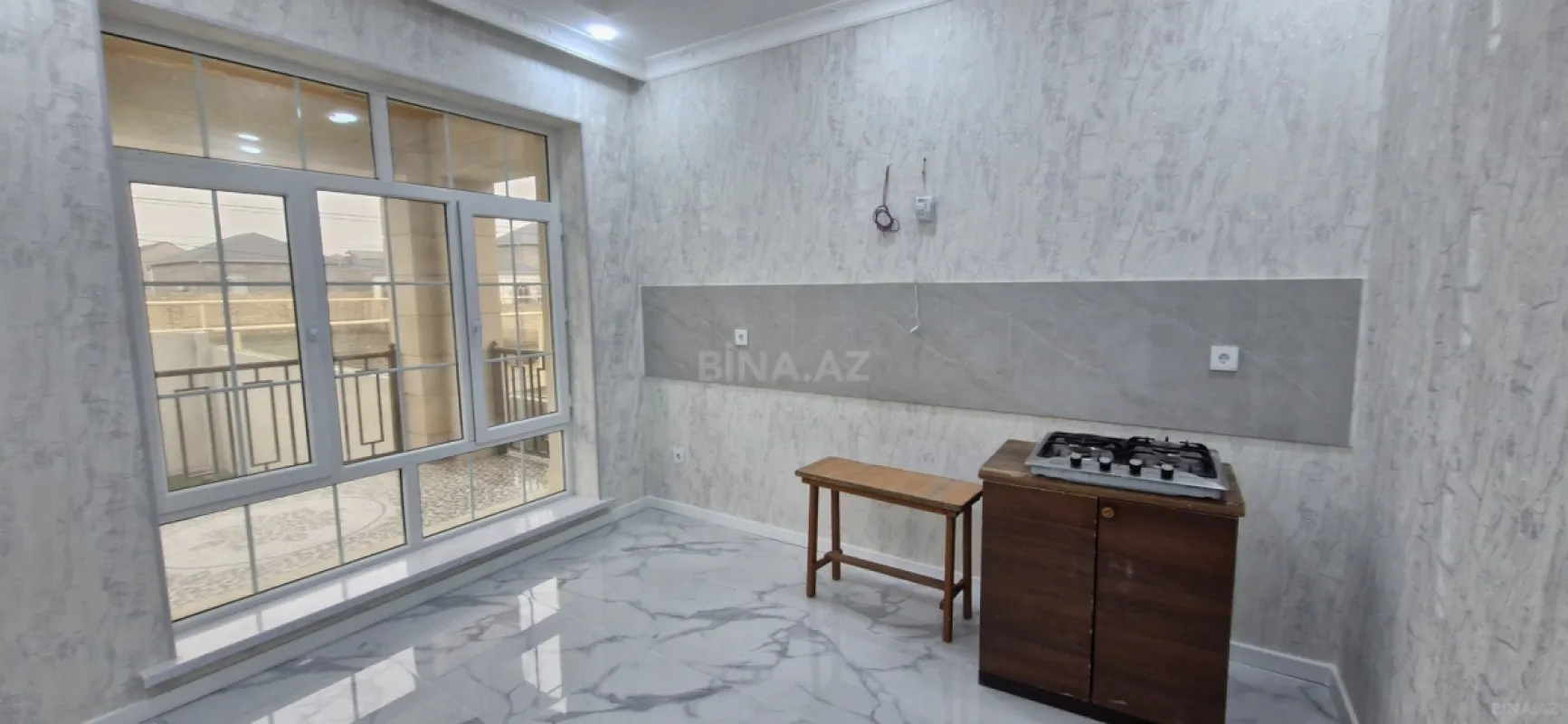 Satılır 4 otaqlı həyət evi 120 m²