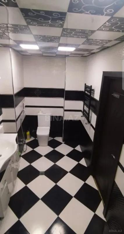 Satılır 3 otaqlı mənzil 122 m²
