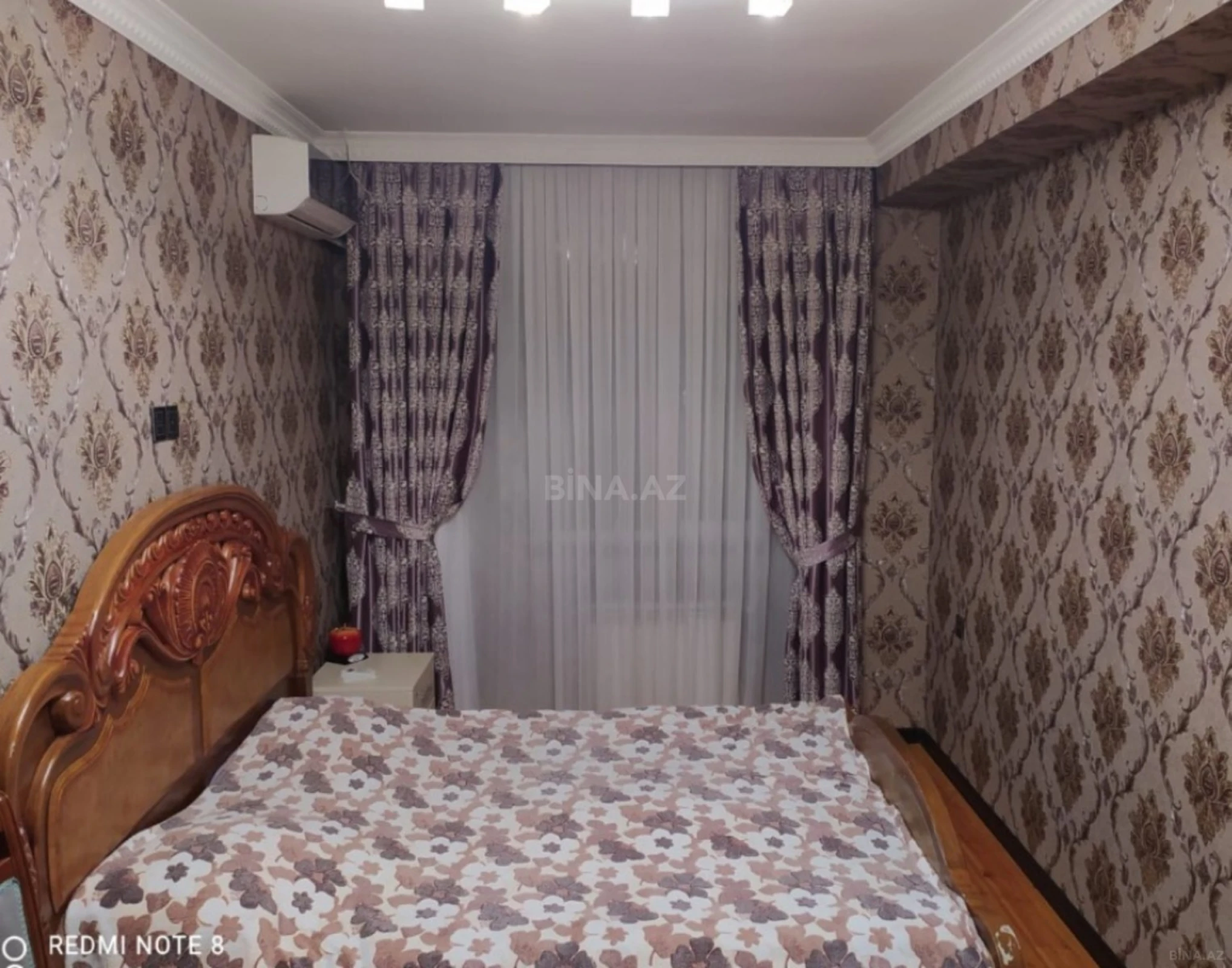 Satılır 3 otaqlı mənzil 122 m²