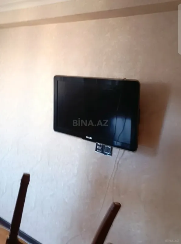 Satılır 3 otaqlı mənzil 122 m²