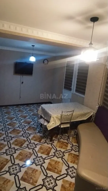 Satılır 3 otaqlı mənzil 122 m²