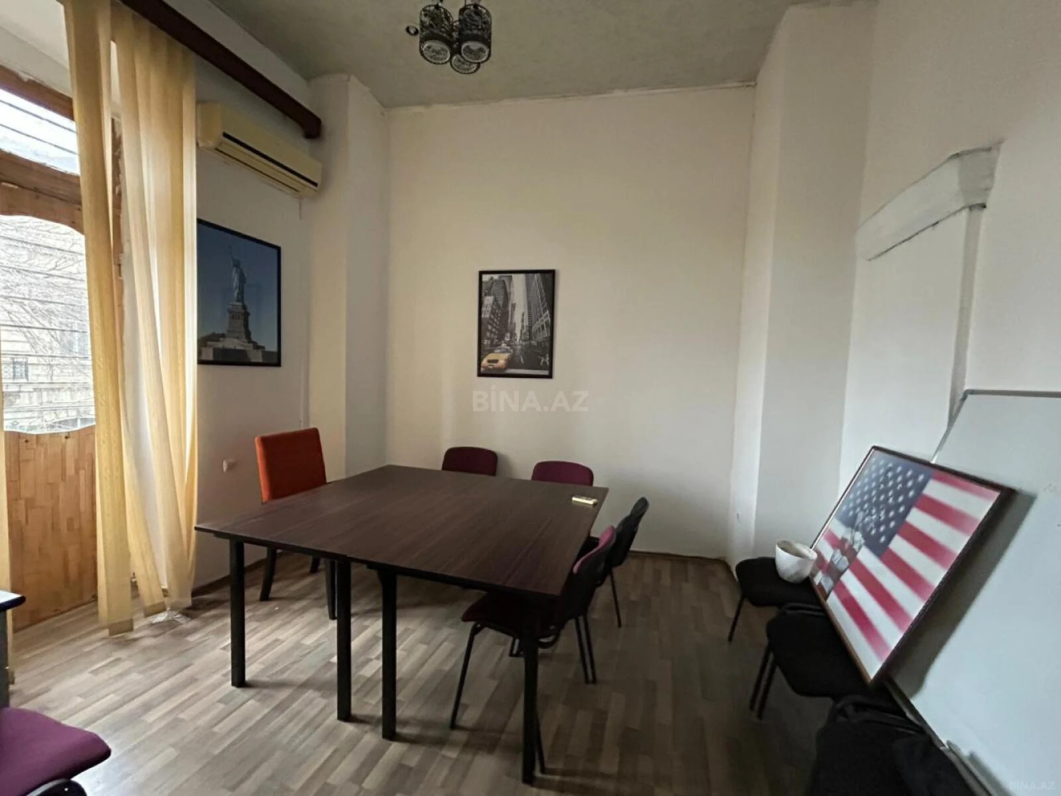 Kirayə verilir 3 otaqlı ofis 80 m²