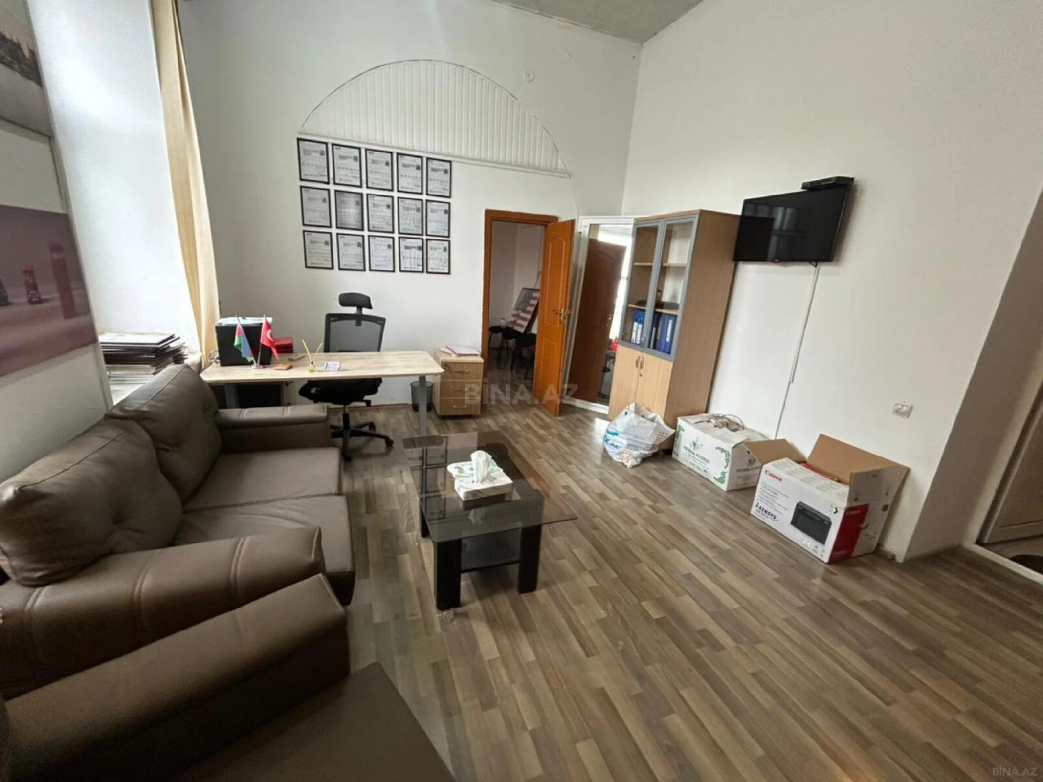 Kirayə verilir 3 otaqlı ofis 80 m²