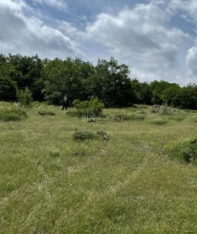 Satılır torpaq sahəsi 12 m²