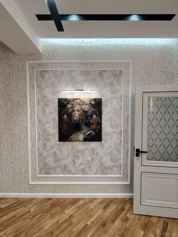 Satılır 2 otaqlı mənzil 76 m²