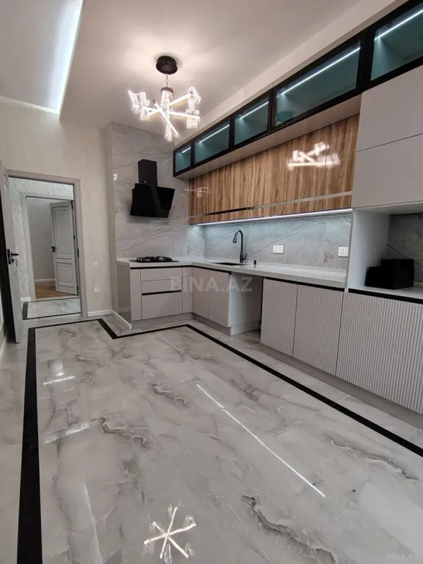 Satılır 2 otaqlı mənzil 76 m²