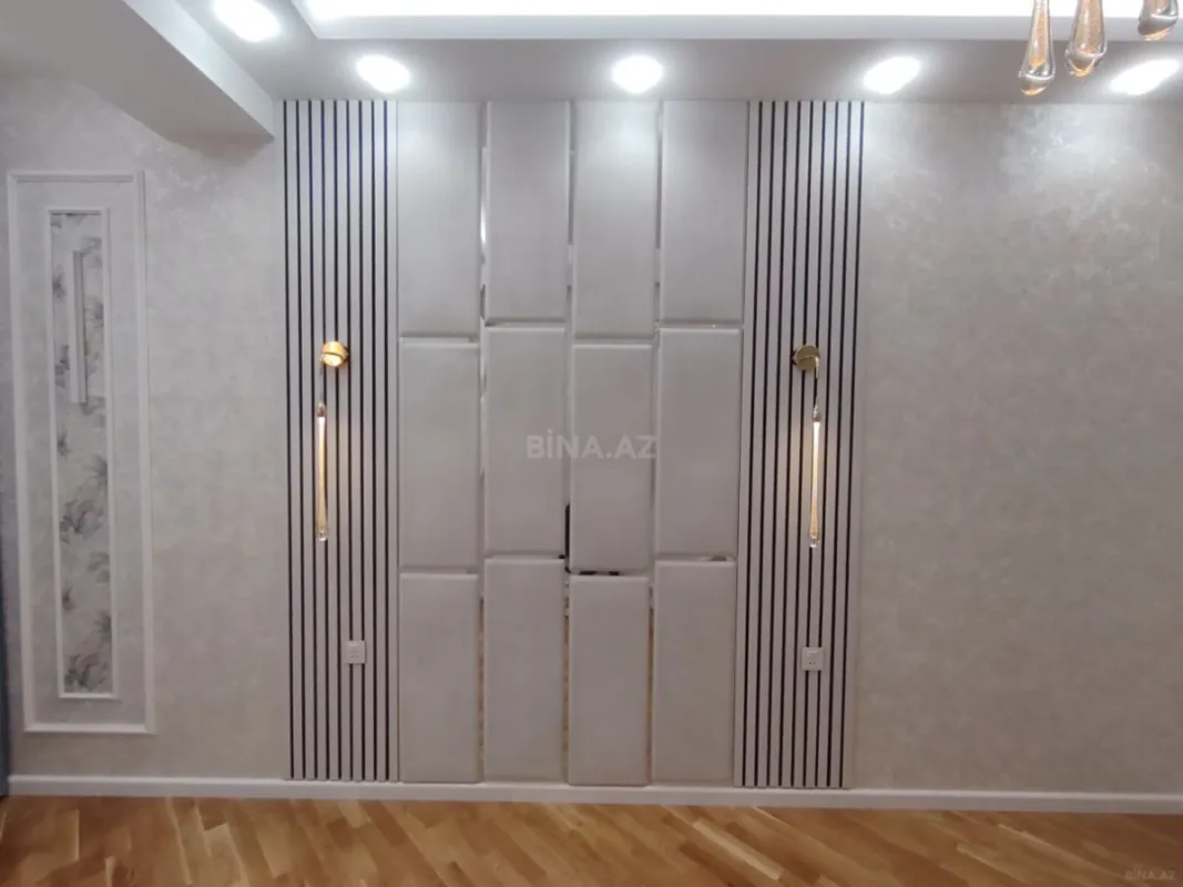 Satılır 2 otaqlı mənzil 76 m²