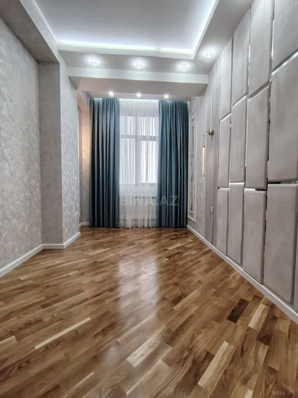 Satılır 2 otaqlı mənzil 76 m²
