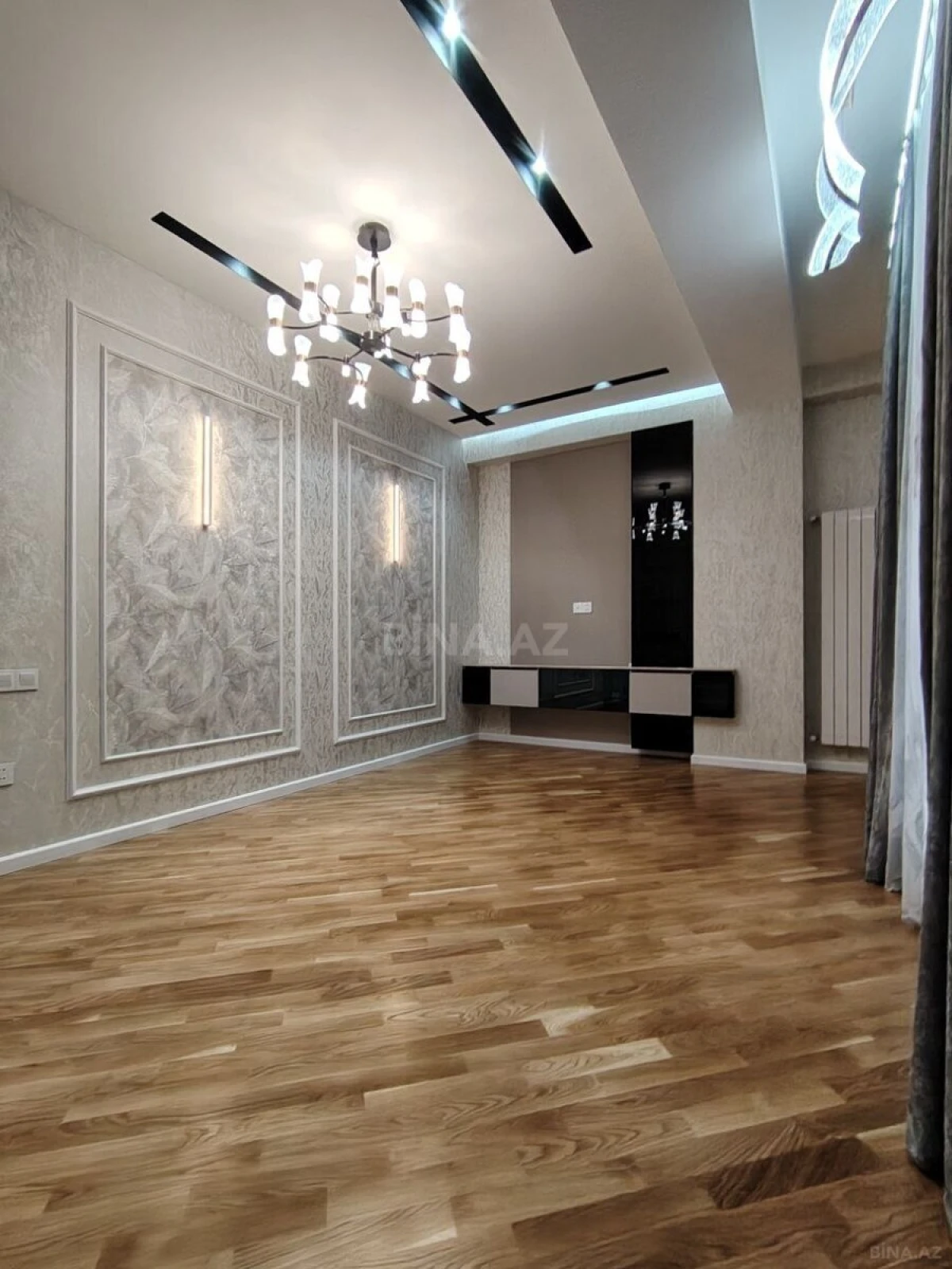 Satılır 2 otaqlı mənzil 76 m²