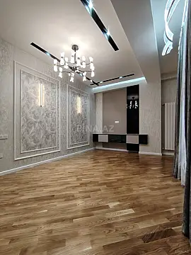 Satılır 2 otaqlı mənzil 76 m²