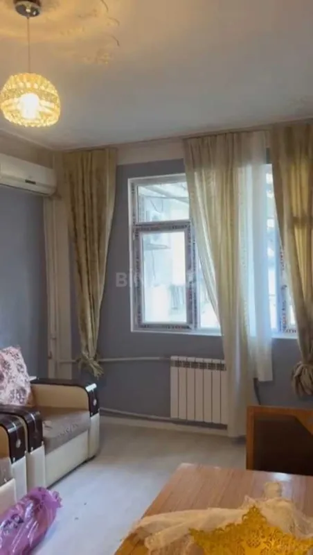Kirayə verilir 2 otaqlı mənzil 48 m²
