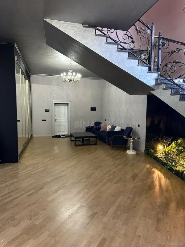 Kirayə verilir 5 otaqlı həyət evi 400 m²