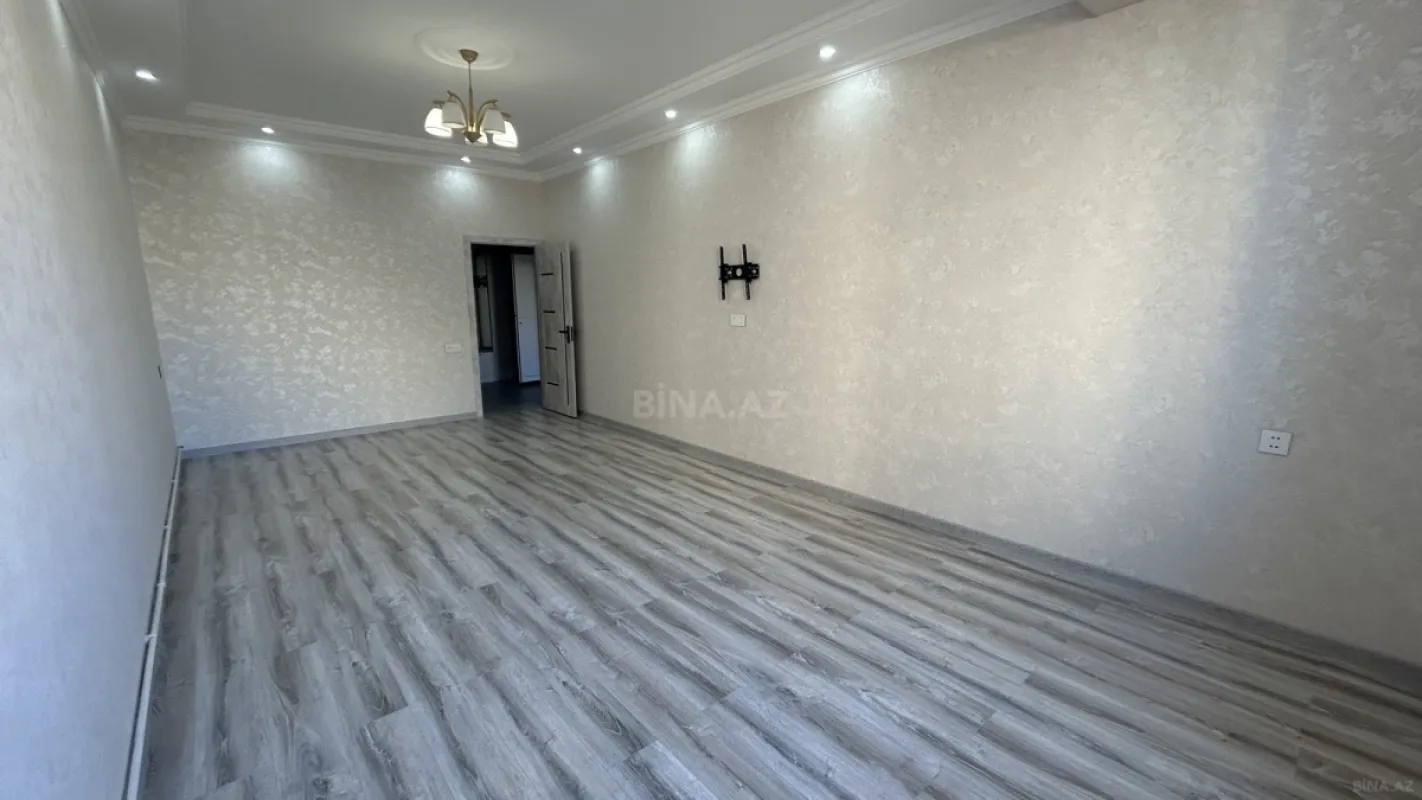 Kirayə verilir 2 otaqlı mənzil 70 m²