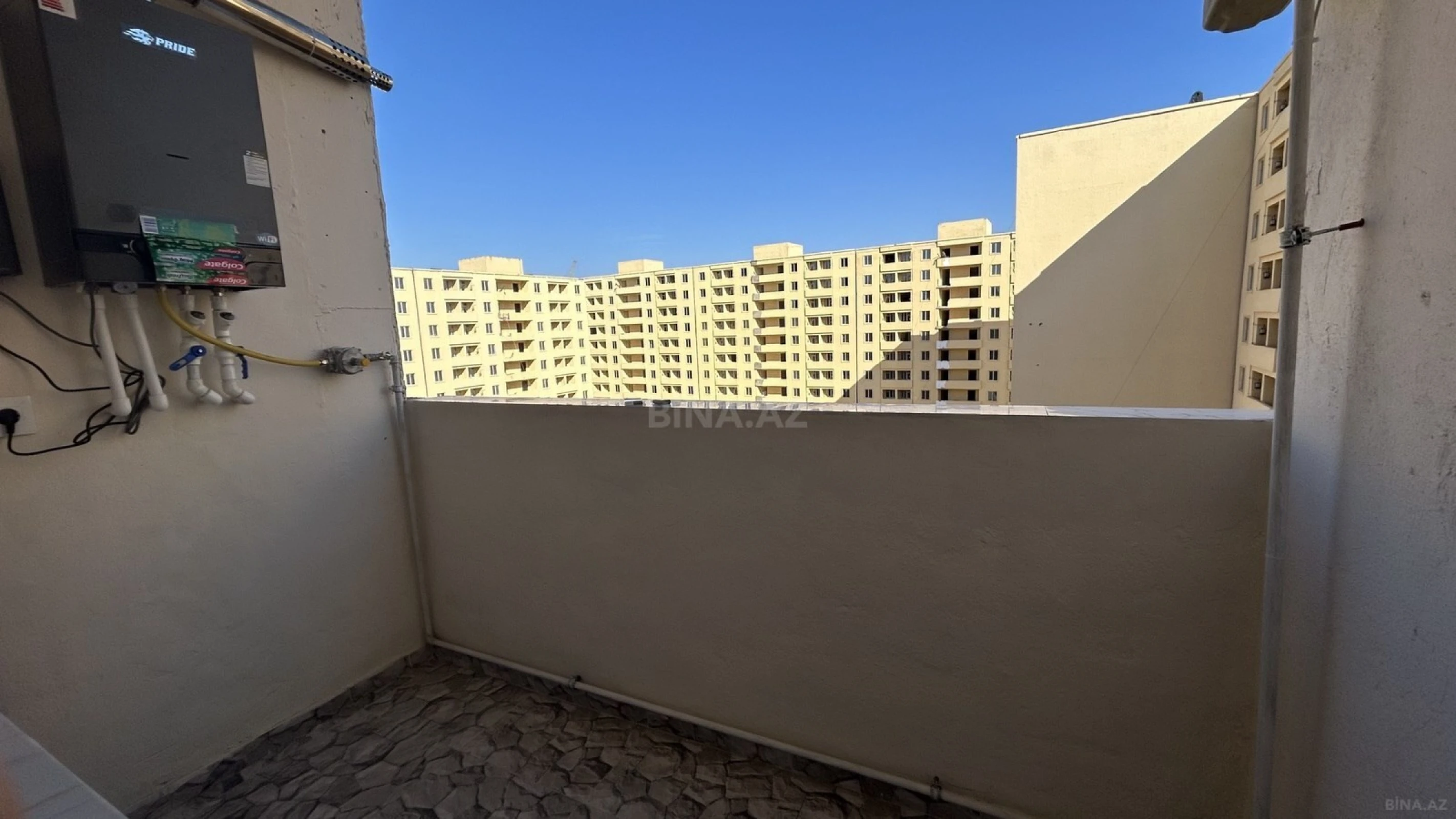 Kirayə verilir 2 otaqlı mənzil 70 m²