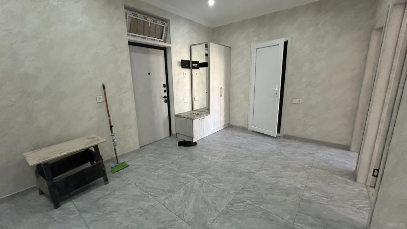 Kirayə verilir 2 otaqlı mənzil 70 m²