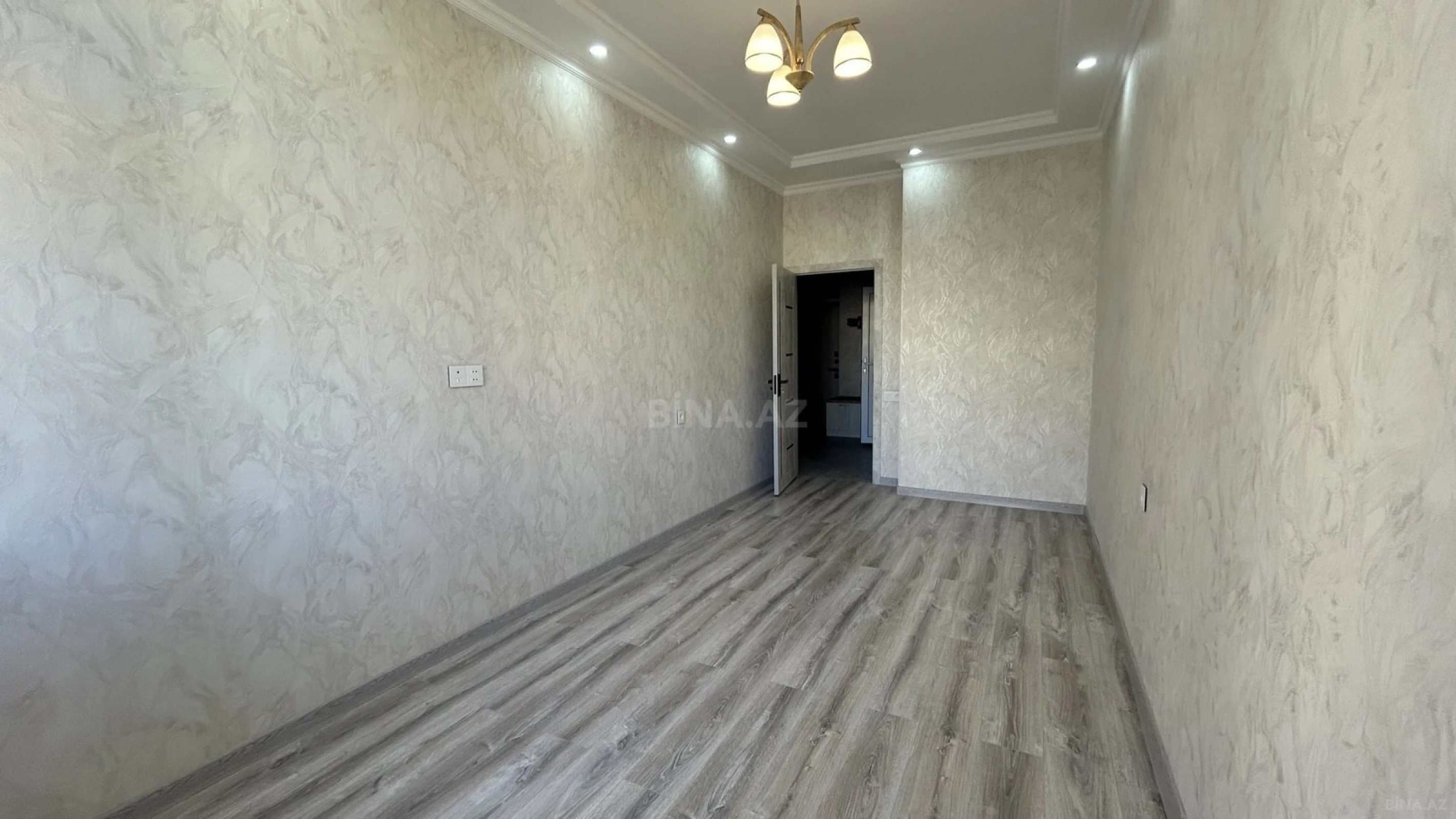 Kirayə verilir 2 otaqlı mənzil 70 m²