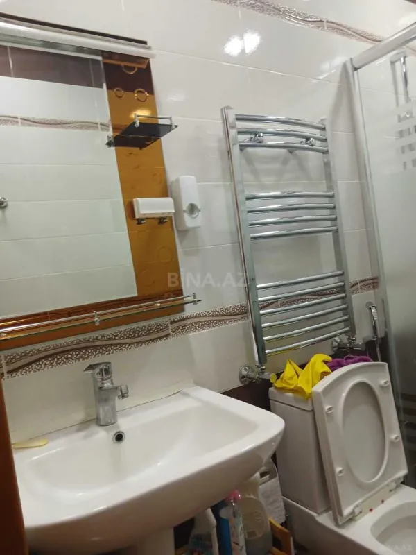 Kirayə verilir 2 otaqlı mənzil 75 m²