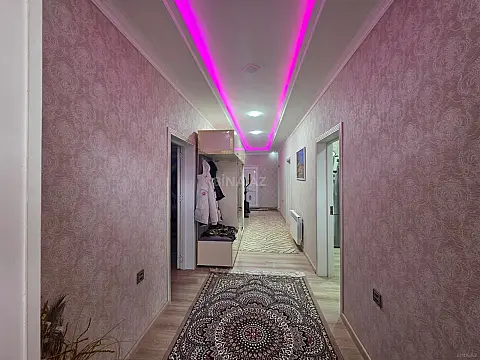 Satılır 8 otaqlı həyət evi 172 m²