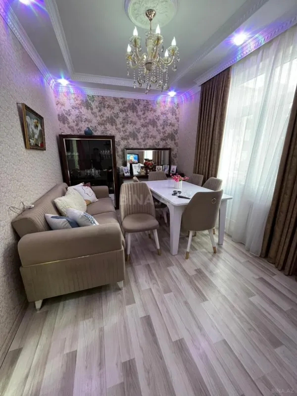 Satılır 2 otaqlı mənzil 55 m²